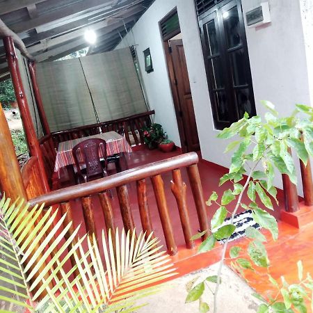 Nethanya Homestay Ella Exterior foto